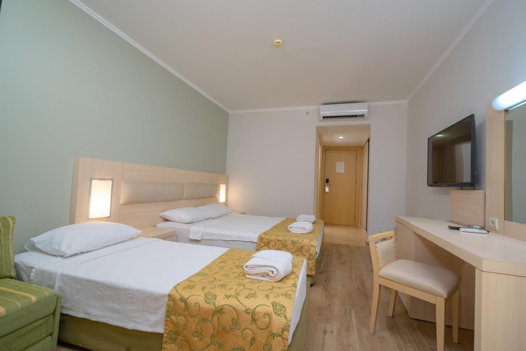 White Lilyum Hotel Antalya Exterior photo